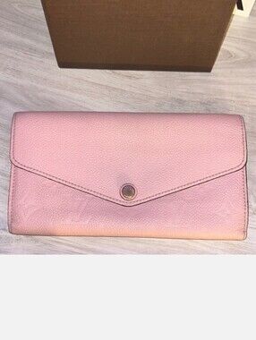 Authentic Louis Vuitton Soft Pink Empriente Envelope Wallet